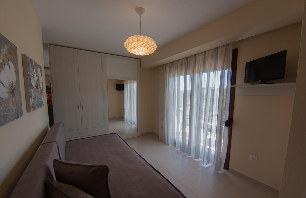 Ianthi Maisonettes เนอาโรดา ภายนอก รูปภาพ